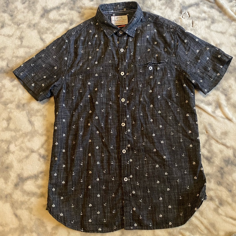 Denim & Flower Shirt Mens Medium Navy Gray Blue Nautical Anchor Print Slim Fit